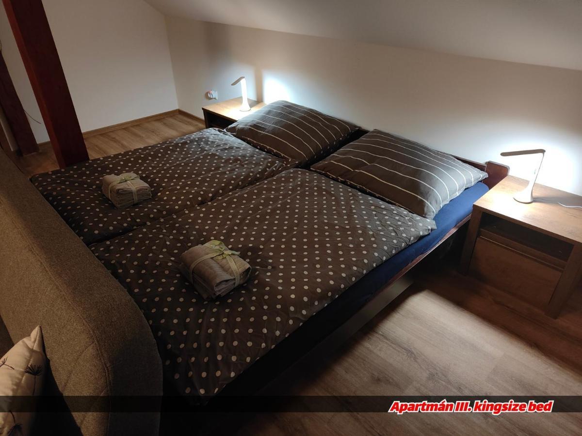 Apartmany Na Ceste Десна Екстер'єр фото